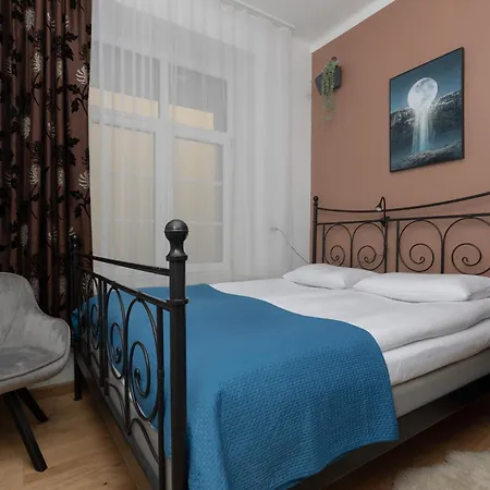 One-bedroom Kazimierz For Office Starowislna By Renters 克拉科夫